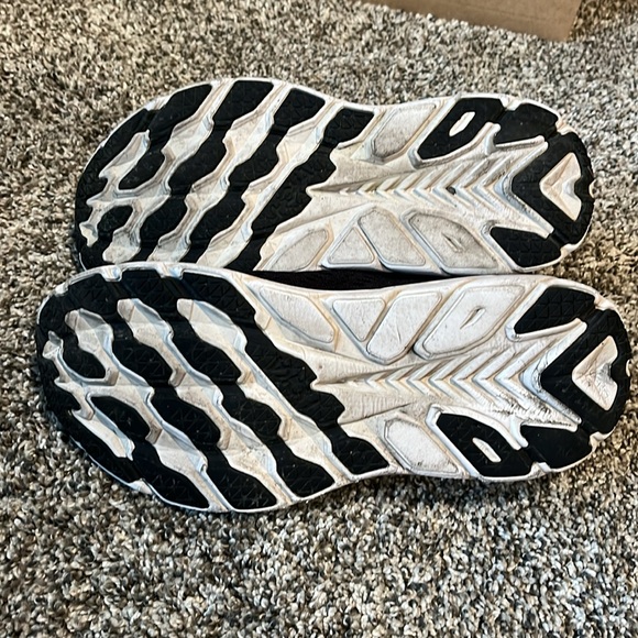 Hoka Clifton 8 - Picture 4 of 5